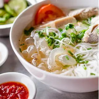Hình ảnh bánh canh chả cá sứa