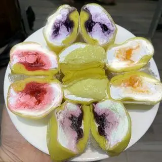 Hình ảnh Bánh crepe mix vị ( sầu, dâu, việt quất, xoài)