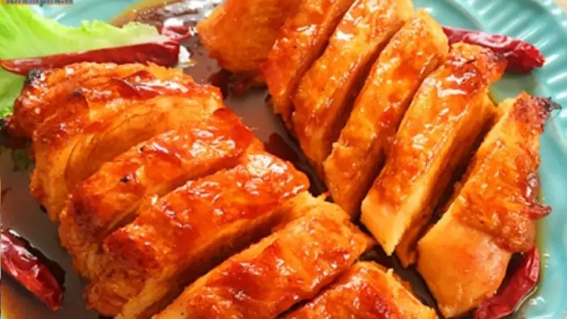 Hình ảnh Cơm   gà chiên nước mắm
