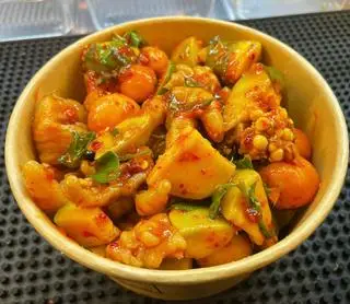 Hình ảnh Chân Gà Rút Xương - Trứng Non 