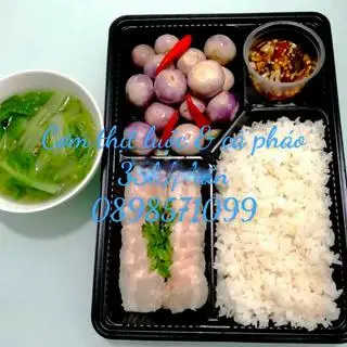 Hình ảnh Cơm thịt luộc - cà pháo mắm chua