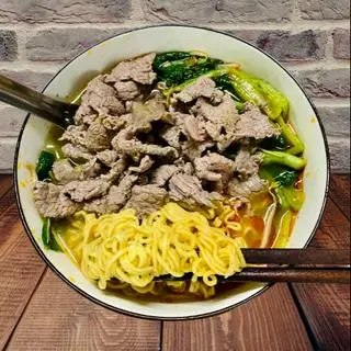 Hình ảnh Mì bò chua cay