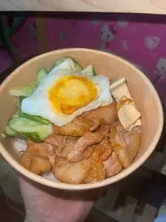 Hình ảnh Cơm thịt ba chỉ rang