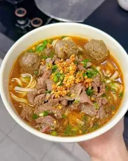 Hình ảnh Hủ tiếu Bò Tái - Bò Viên