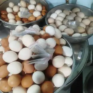 Hình ảnh trứng gà ta 