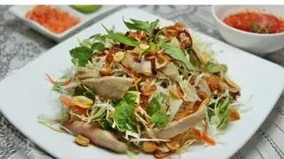 Hình ảnh Gỏi cổ cánh gà vịt