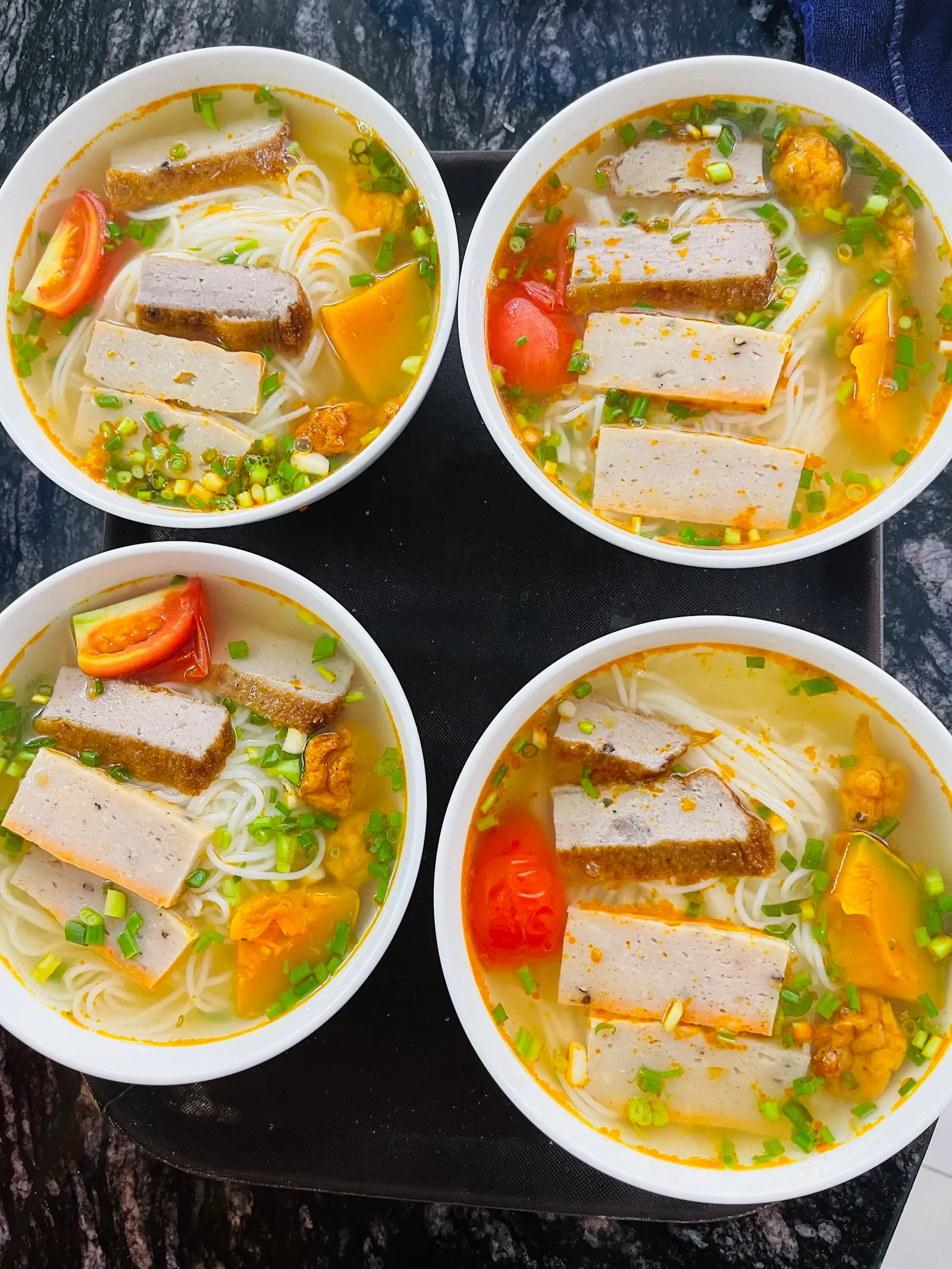 Hình ảnh Mì Quảng Chả cá