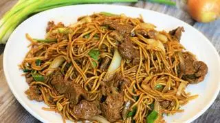 Hình ảnh Mì xào thịt bò