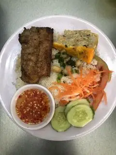 Hình ảnh Cơm ba rọi - chả