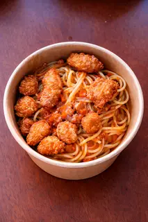 Hình ảnh Mì Ý sốt cà chua gà viên