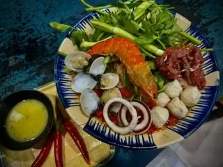 Hình ảnh Bún Thái Thập Cẩm Tuấn Trần