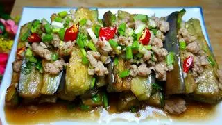 Hình ảnh Cà tím xào thịt xay