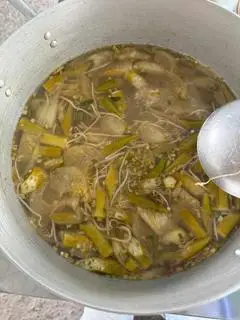 Hình ảnh canh chua cá hú
