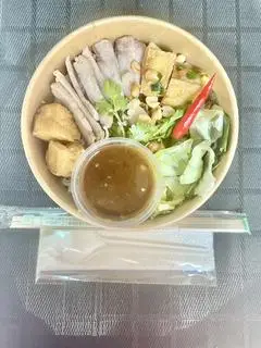 Hình ảnh Bún mắm nêm thịt nạc heo - đậu hũ