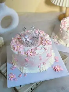 Hình ảnh Bánh kem mẫu ngẫu nhiên size 16cm (Blind Box cake) - Mẫu bánh nữ