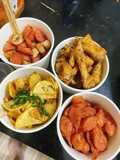 Hình ảnh Xúc xích mix chả mực