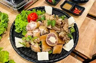 Hình ảnh Nồi Lẩu bé + đuôi