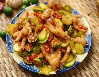 Hình ảnh Chân Gà Sốt Thái - rút xương
