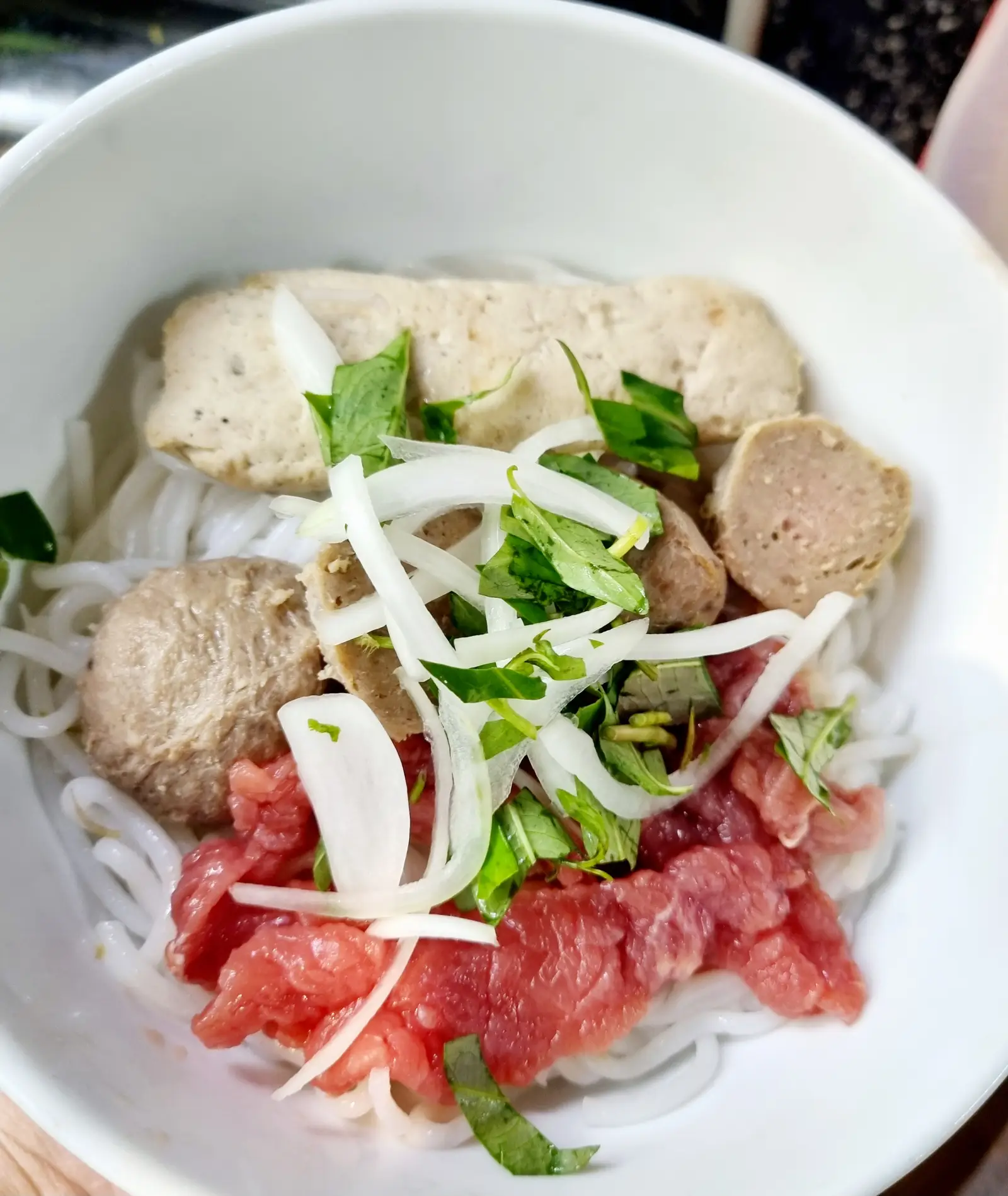 Hình ảnh Bún bò thập cẩm không giò