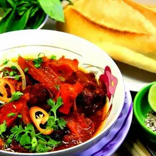Hình ảnh Bò kho bánh mì