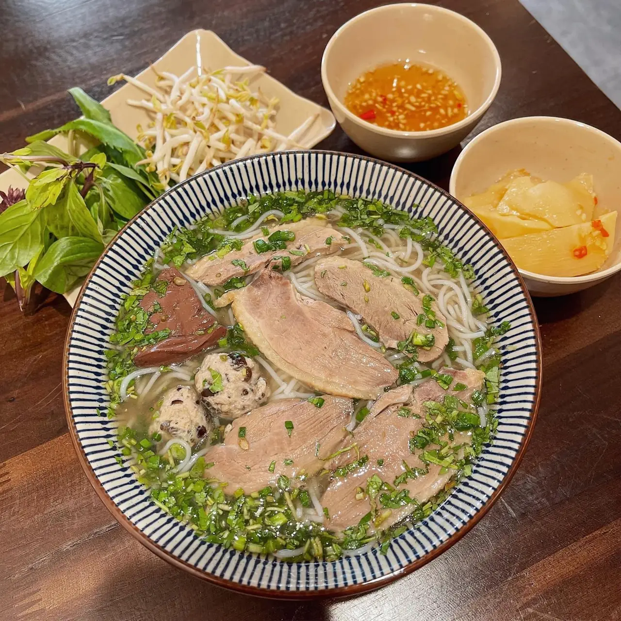 Hình ảnh Miến ngan mọc *