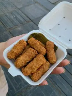 Hình ảnh Phần 10 nem chua rán