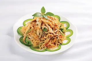 Hình ảnh Mì Xào Gà Đùi