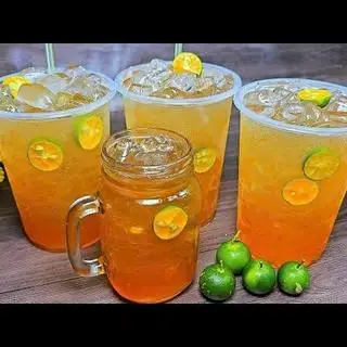 Hình ảnh Trà tắc ly khổng lồ
