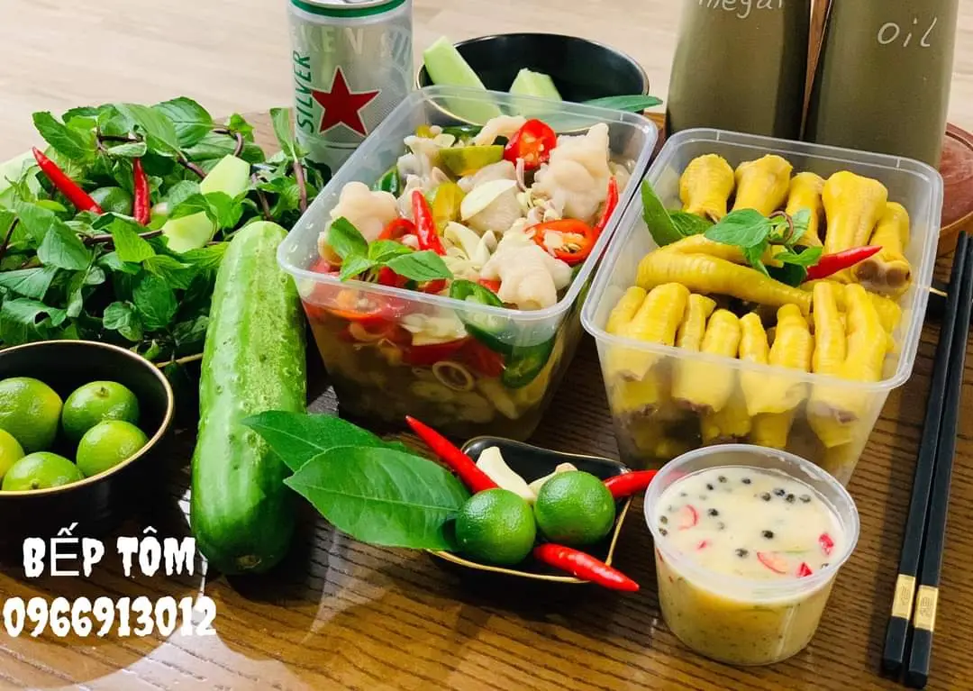 Hình ảnh COMBO CHÂN GÀ THẢO QUẢ & CHÂN GÀ SẢ TẮC RÚT XƯƠNG