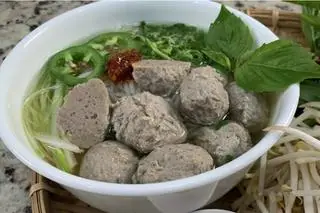 Hình ảnh Bún Nước Lèo Bò Viên Chay