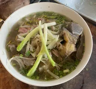 Hình ảnh Phở xa cảng miền tây