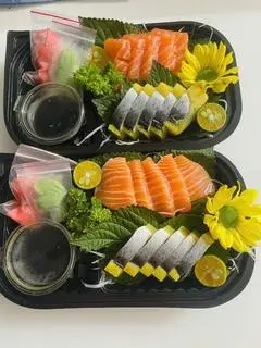 Hình ảnh Combo 5pcs cá hồi, 5pcs cá trích ép trứng