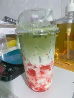 Hình ảnh Matcha Latte Dâu 