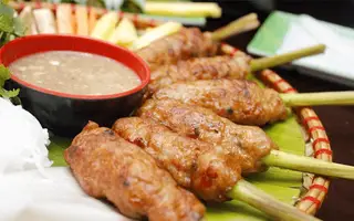 Hình ảnh nem lụi thêm