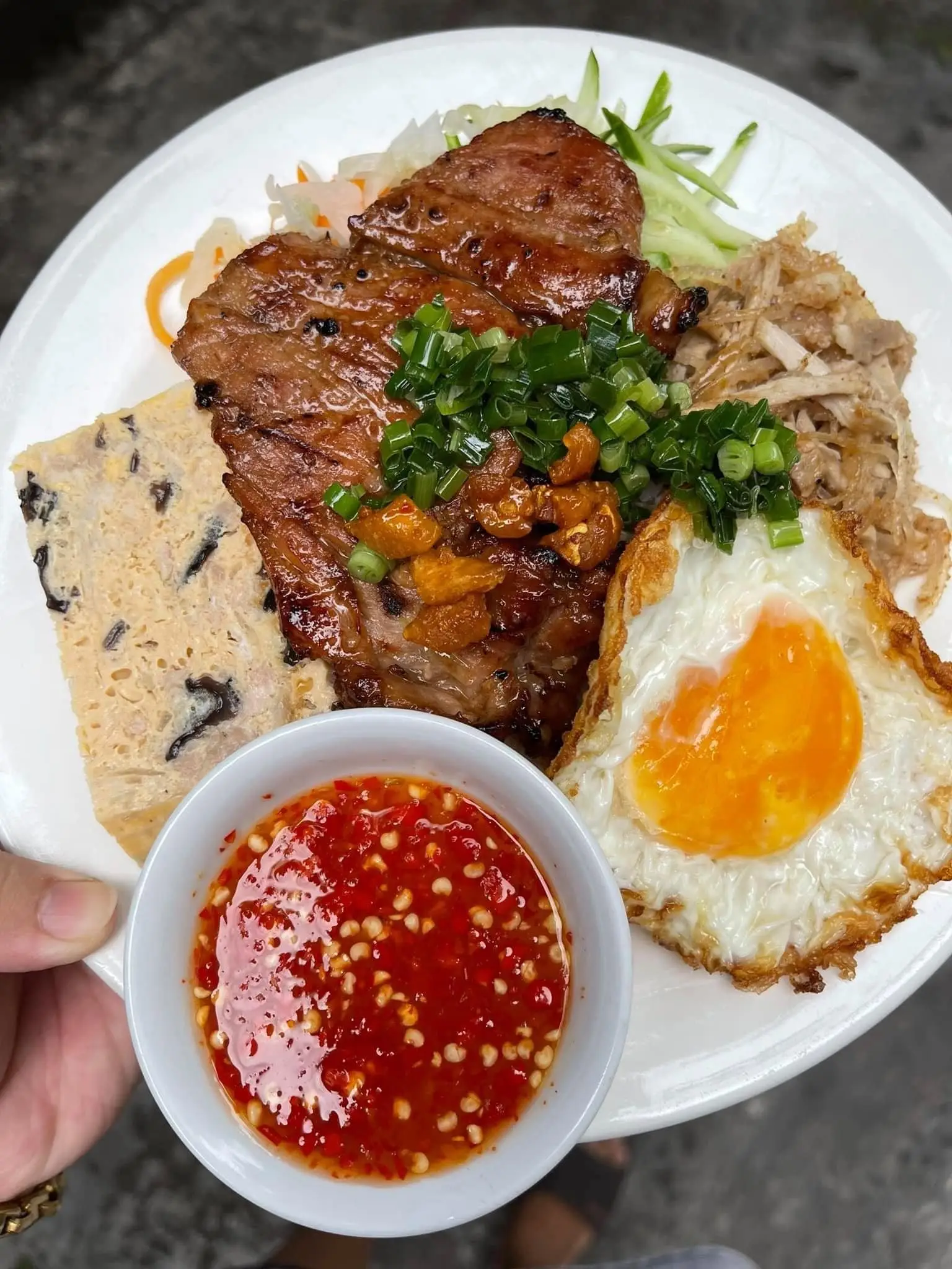 Hình ảnh Cơm tấm Sườn - Chả