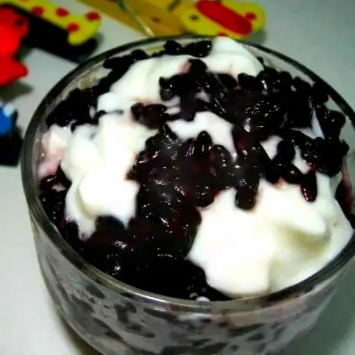 Hình ảnh Sữa chua nếp cẩm flan