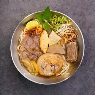 Hình ảnh Bún bò bò viên + chả cua