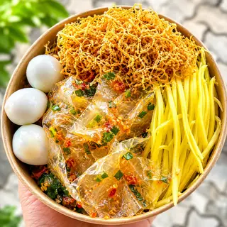 Hình ảnh Bánh tráng trộn mỡ hành