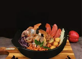 Hình ảnh Mỳ trộn bò mỹ