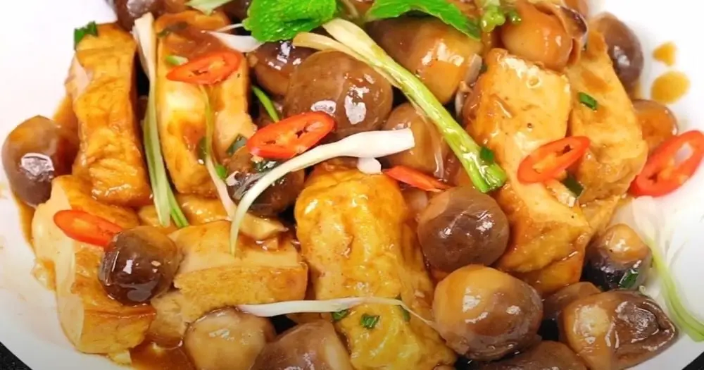 Hình ảnh ĐẬU HŨ KHO NẤM RƠM
