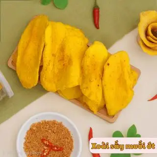 Hình ảnh Xoài sấy dẻo muối ớt hộp 500g