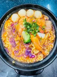 Hình ảnh Mì cay thập cẩm