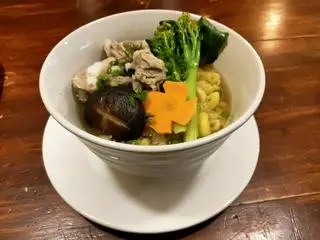 Hình ảnh Nui sườn sụn