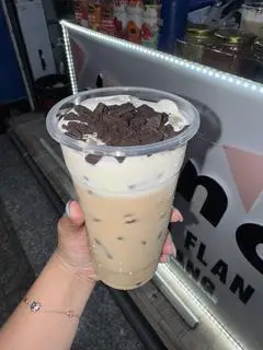 Hình ảnh Trà sữa olong kem oreo