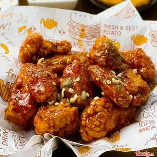 Hình ảnh GÀ SỐT CAY 매운치킨 M