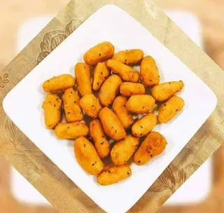 Hình ảnh Khoai Lang Kén Lắc Phomai