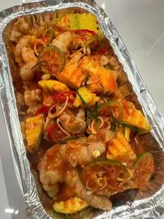 Hình ảnh chân gà sốt thái rút xương 