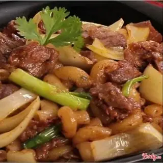Hình ảnh Nui xào bò