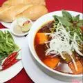 Hình ảnh Bánh mì Bò Kho (tô vừa) + Coca Cola (không tẩy đá) + khăn ướt