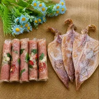 Hình ảnh Combo nhậu 2 con mực khô+1 chục nem chua